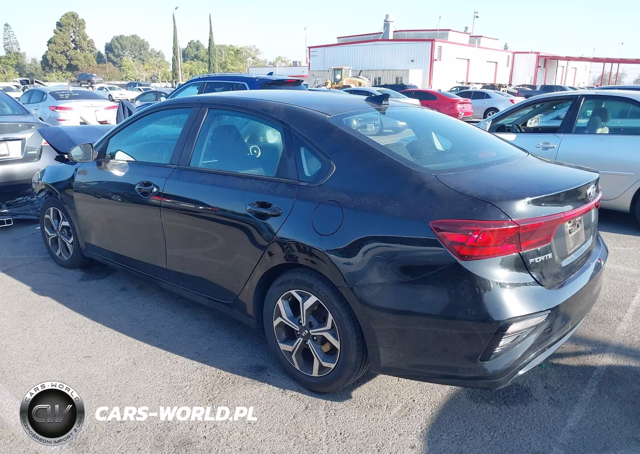 2020 Kia Forte Lxs VIN:3KPF24AD4LE242475 - 3