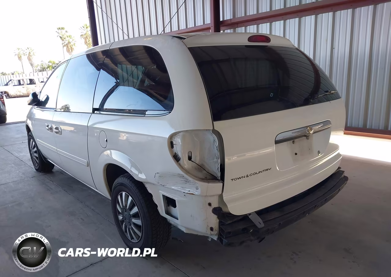 2005 Chrysler Town & Country Lx VIN:2C4GP44R75R449702 - 3