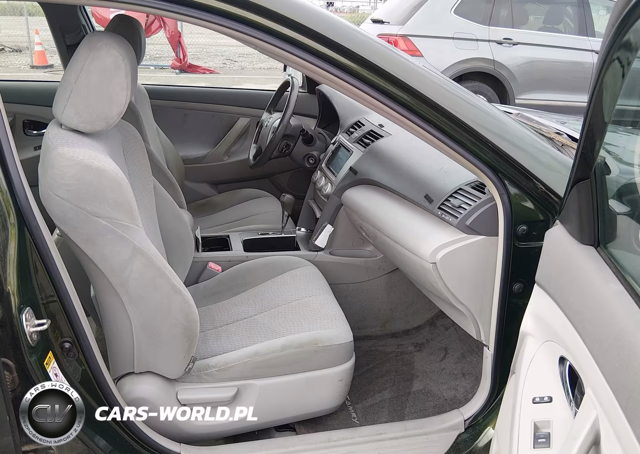 2011 Toyota Camry Le VIN:4T1BF3EKXBU583753 - 5