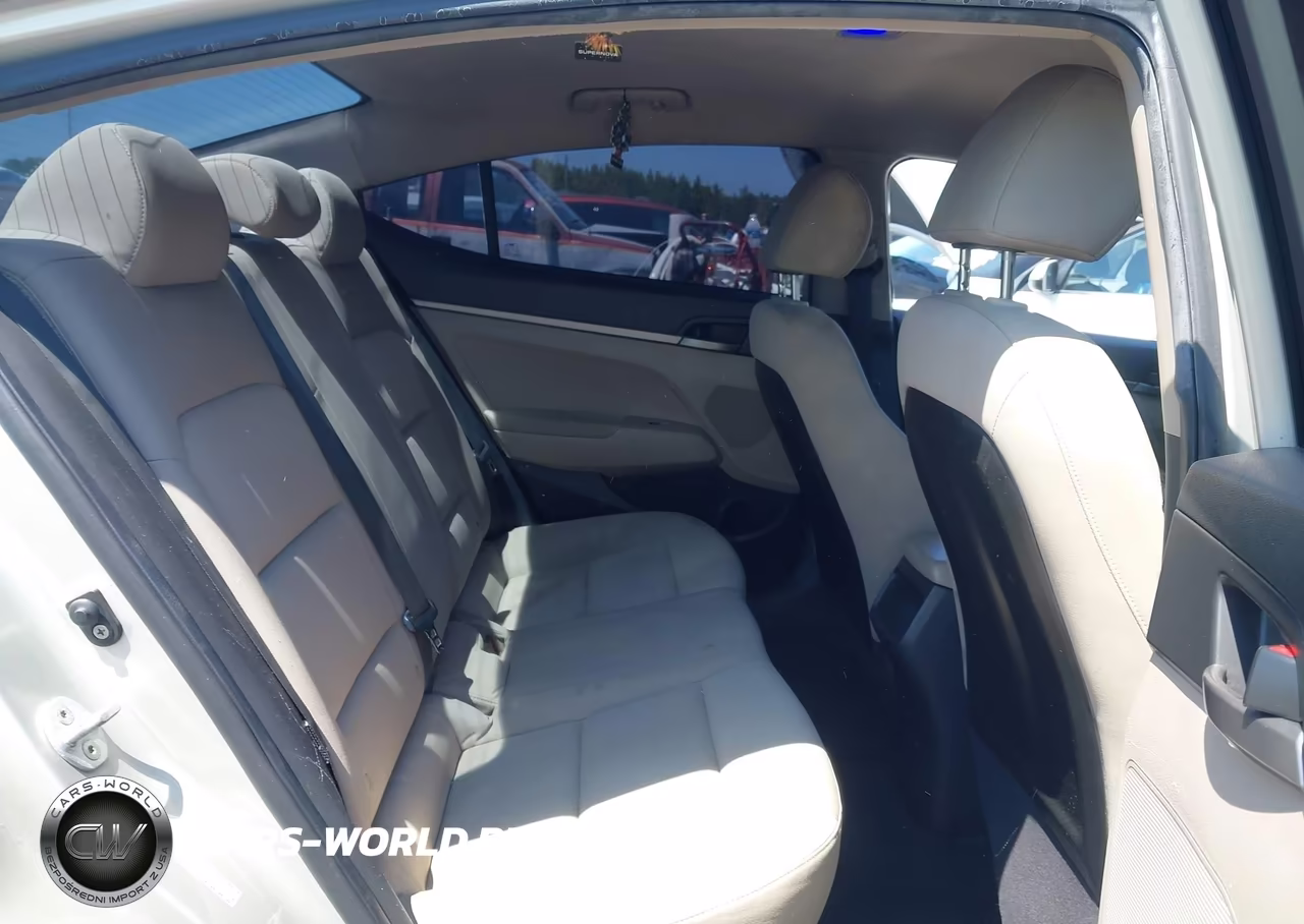 2017 Hyundai Elantra Se VIN:KMHD74LF4HU094422 - 8