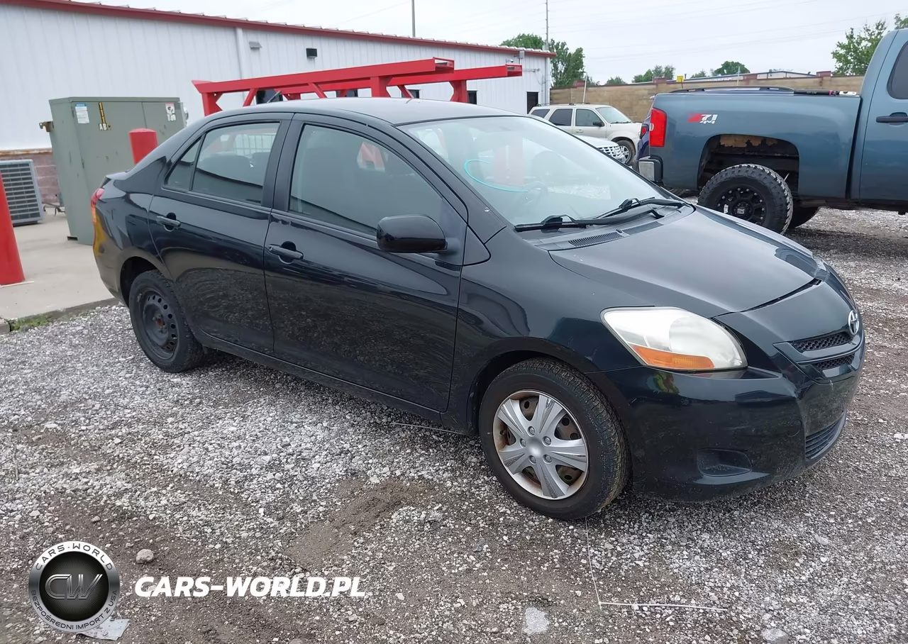 2008 Toyota Yaris – zdjęcie 1 z 16