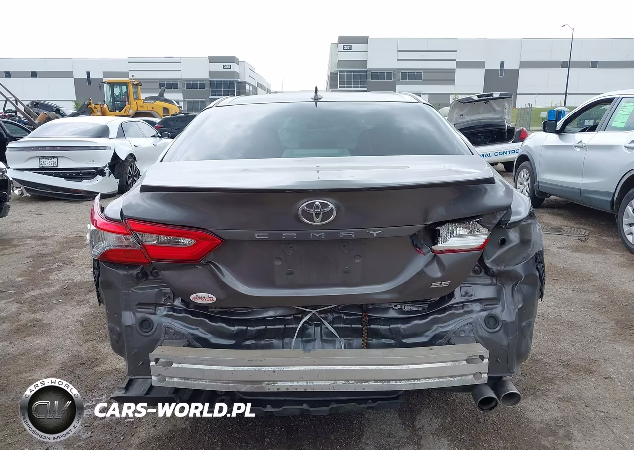 2019 Toyota Camry Se VIN:4T1B11HK1KU686008 - 17