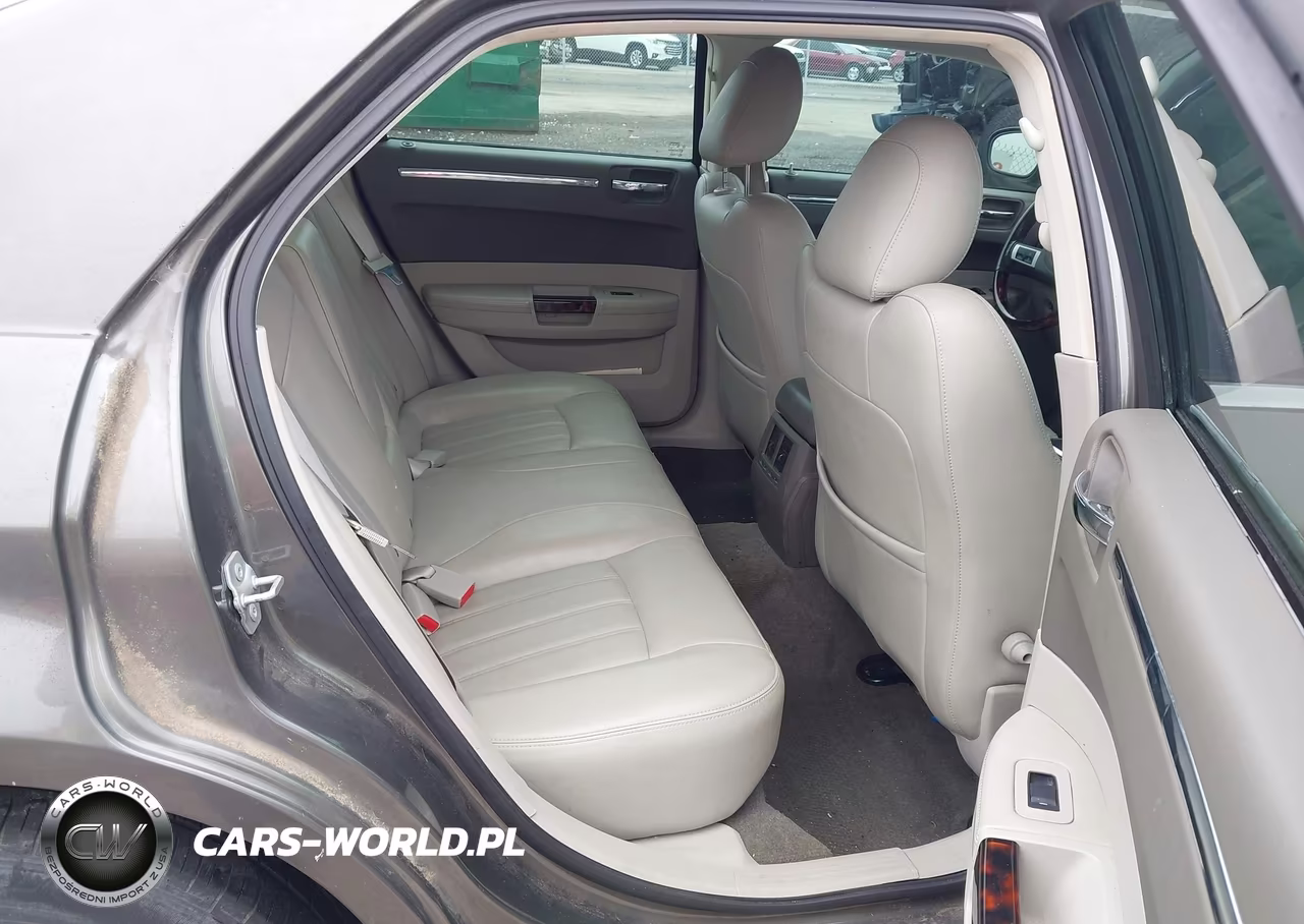 2008 Chrysler 300C Hemi VIN:2C3KA63H88H120182 - 8
