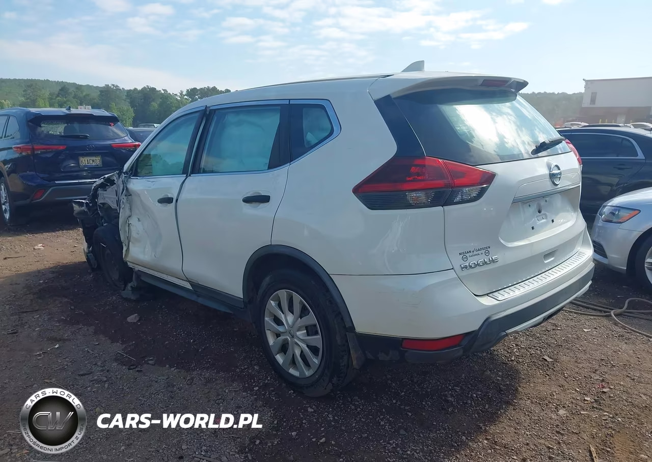 2018 Nissan Rogue S VIN:KNMAT2MT1JP558590 - 3