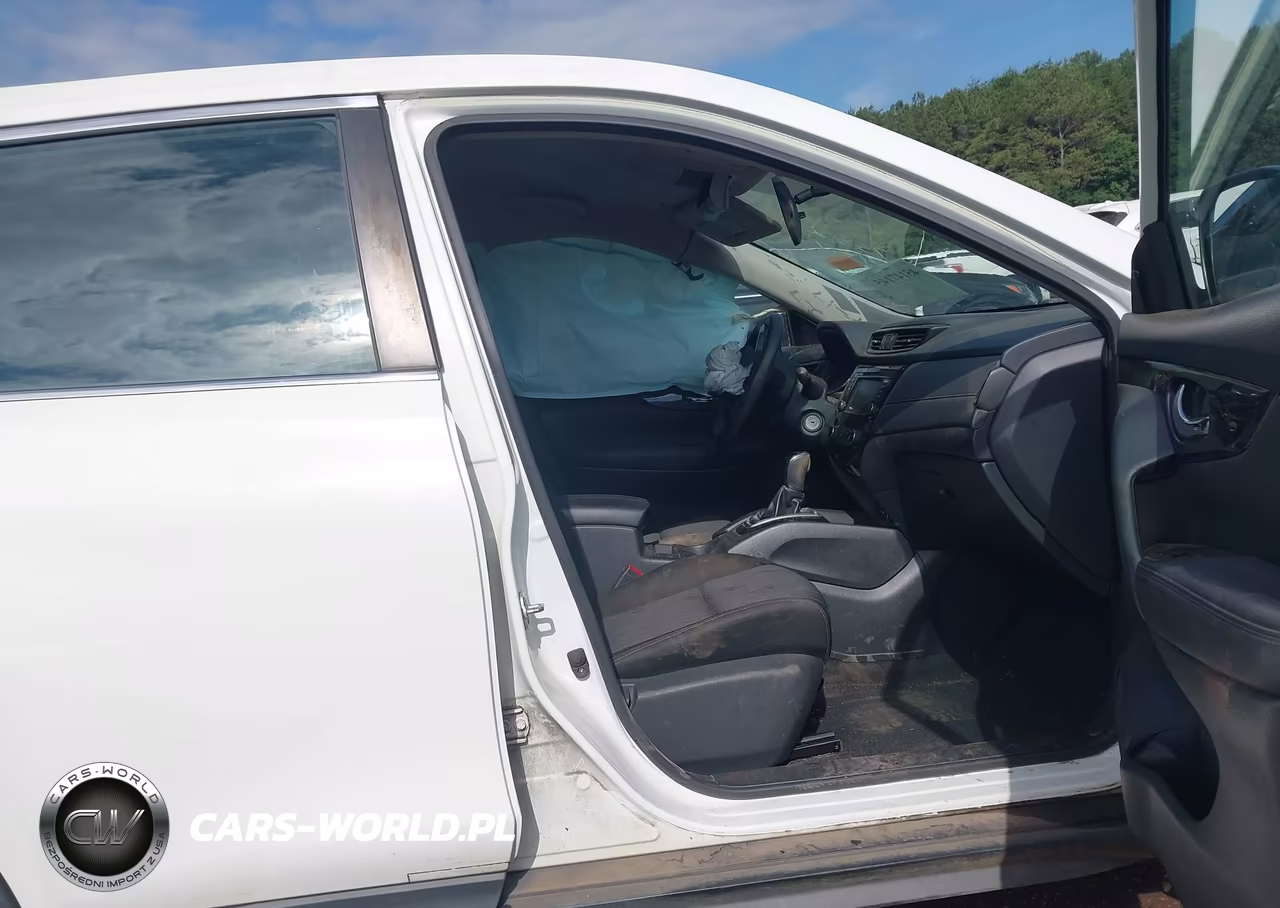 2018 Nissan Rogue S VIN:KNMAT2MT1JP558590 - 5