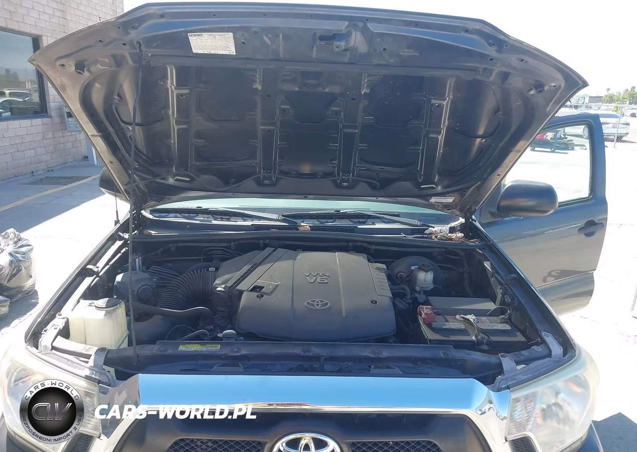 2013 Toyota Tacoma Prerunner V6 VIN:3TMKU4HN2DM035114 - 10