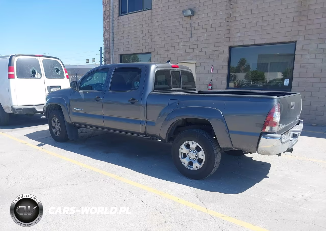2013 Toyota Tacoma Prerunner V6 VIN:3TMKU4HN2DM035114 - 3