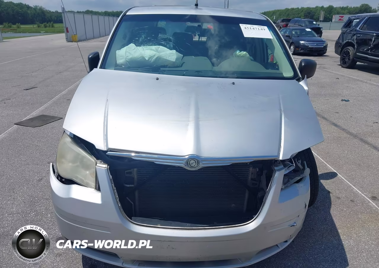 2008 Chrysler Town & Country Lx VIN:2A8HR44H68R703323 - 6