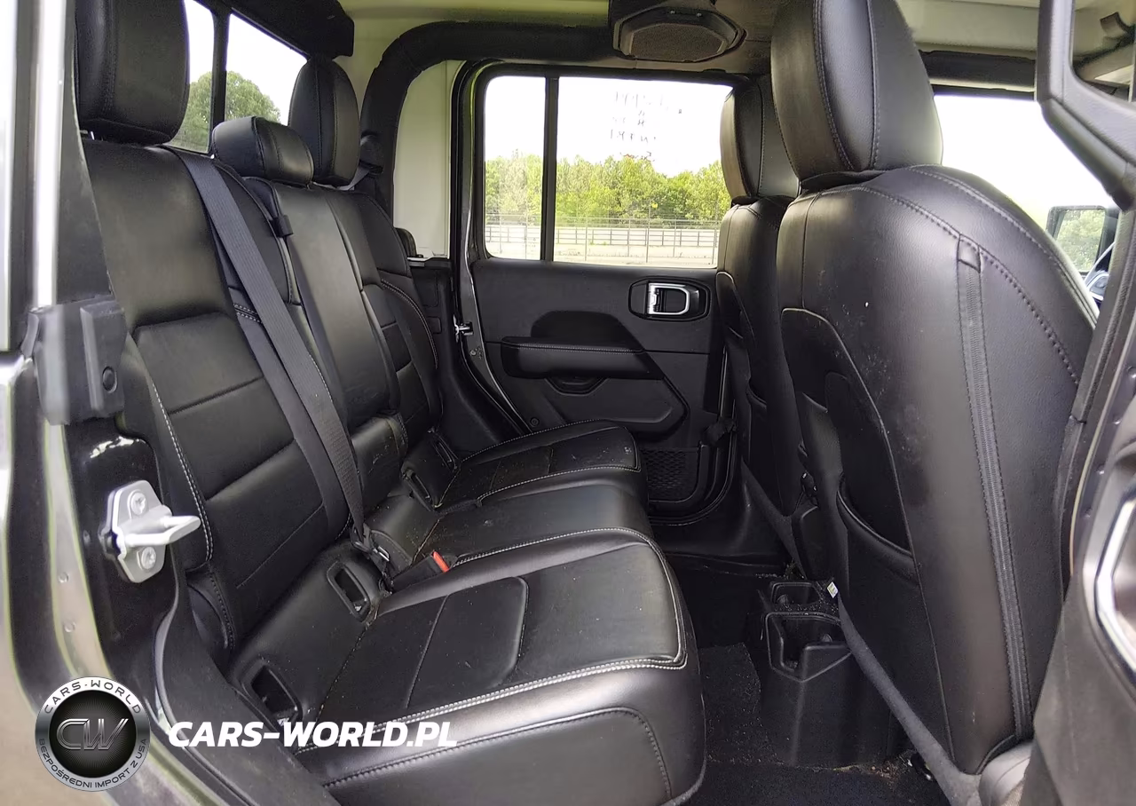 2020 Jeep Gladiator Overland 4X4 VIN:1C6HJTFG1LL157469 - 8