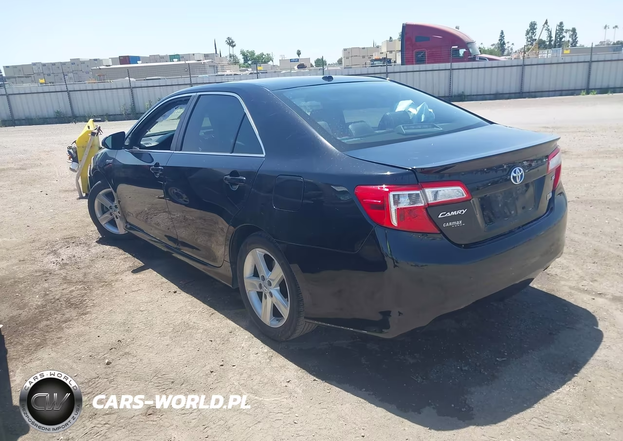 2014 Toyota Camry Hybrid Se Limited Edition VIN:4T1BD1FK8EU130454 - 3