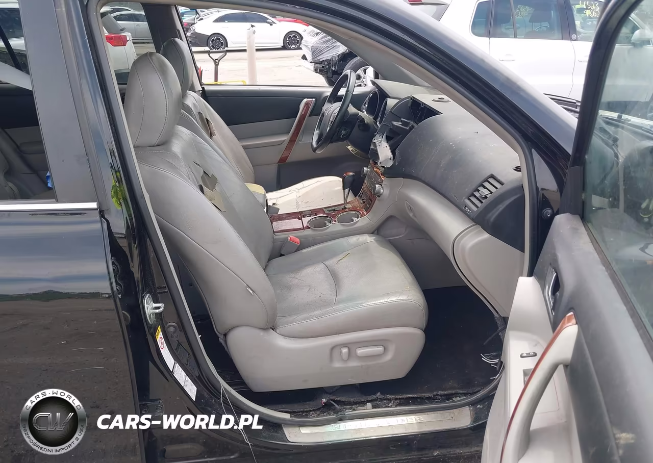 2011 Toyota Highlander Limited V6 VIN:5TDDK3EH4BS071147 - 5
