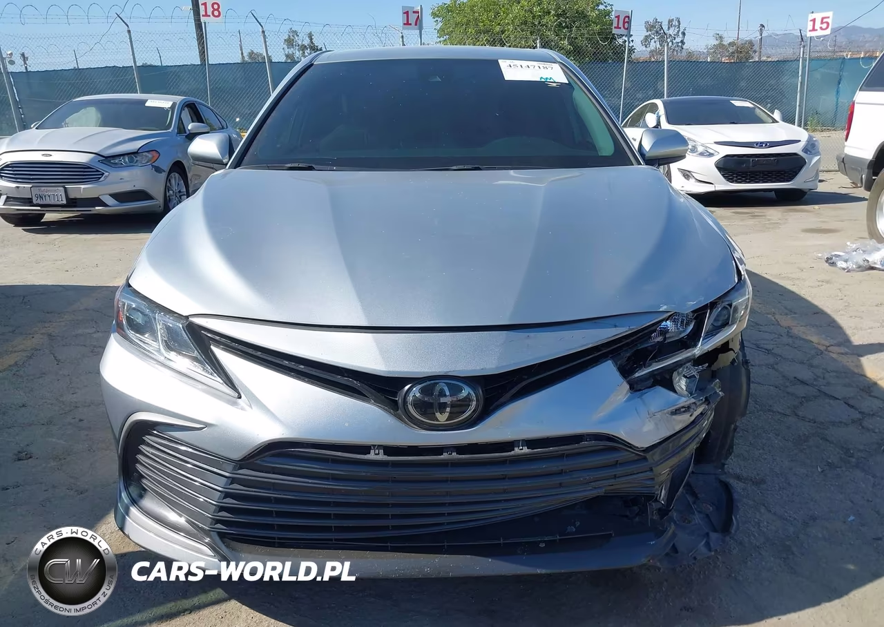 2023 Toyota Camry Le VIN:4T1C11AK3PU155768 - 12