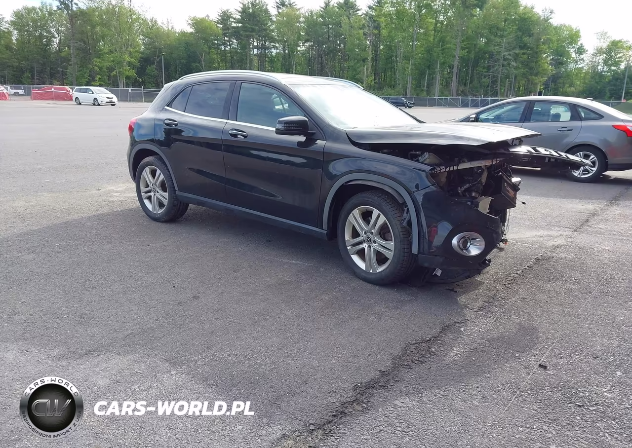 2018 Mercedes-Benz Gla 250 4Matic – zdjęcie 1 z 16