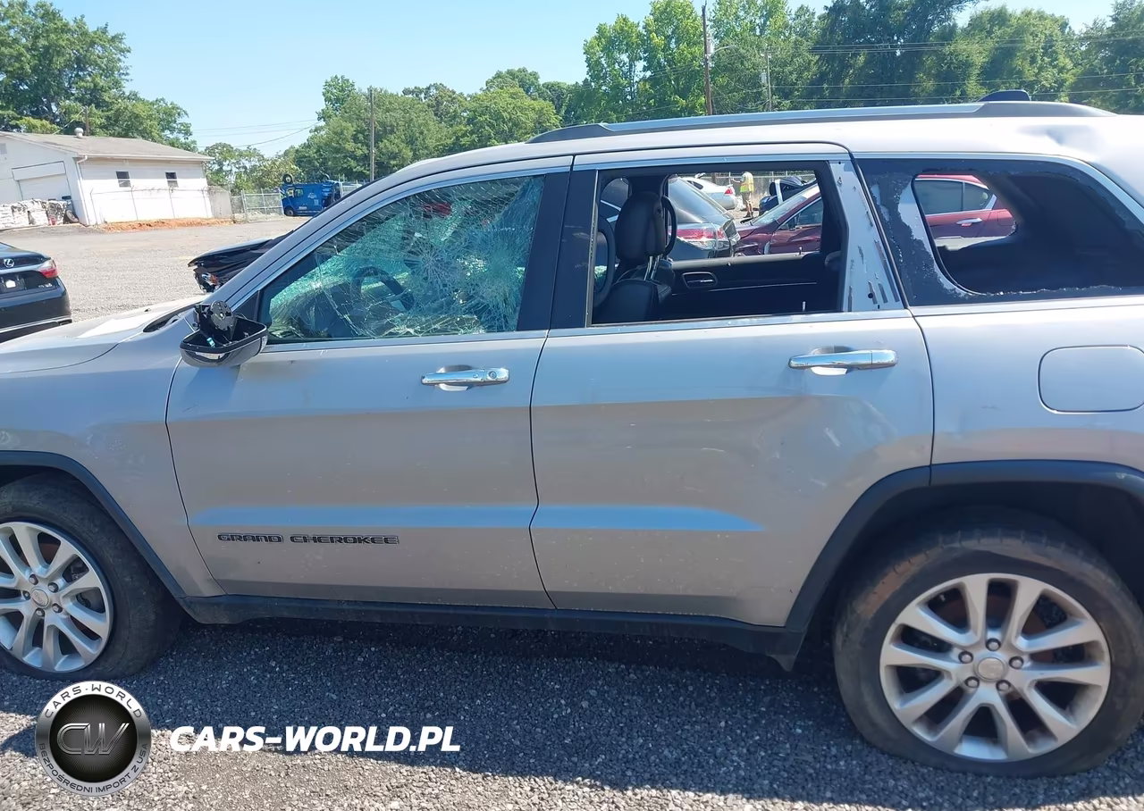 2017 Jeep Grand Cherokee Limited 4X2 VIN:1C4RJEBG3HC846418 - 13