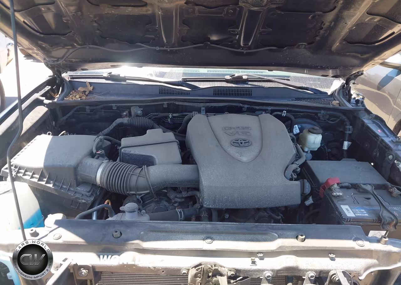 2020 Toyota Tacoma Sr5 V6 VIN:3TMCZ5AN1LM289398 - 10