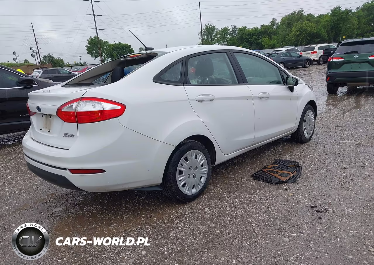 2019 Ford Fiesta S VIN:3FADP4AJ2KM164352 - 4