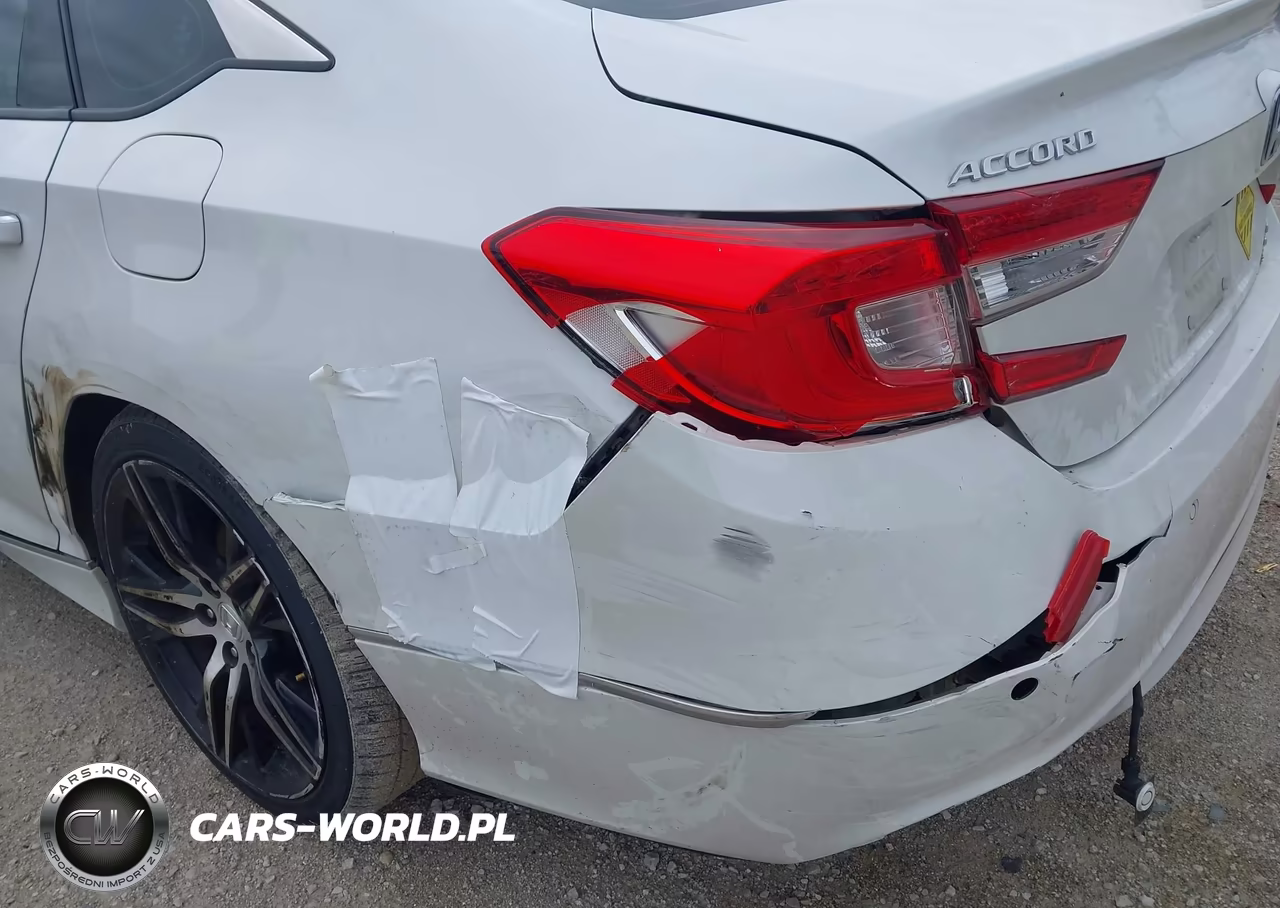 2021 Honda Accord Hybrid Touring VIN:1HGCV3F96MA005209 - 18