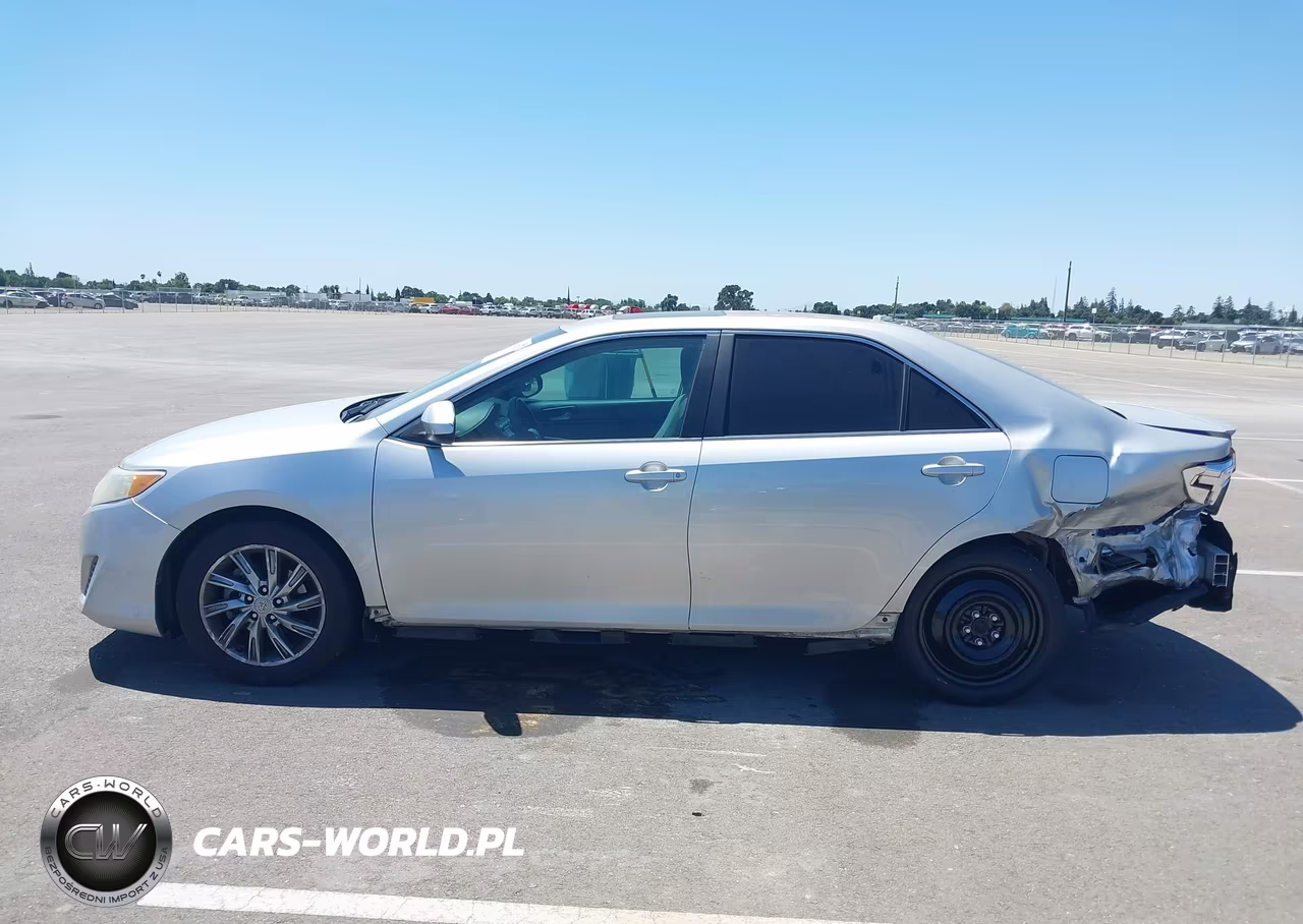 2012 Toyota Camry Le VIN:4T1BF1FK1CU587260 - 15