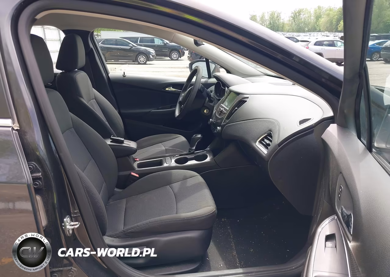 2017 Chevrolet Cruze Lt Auto VIN:1G1BE5SM5H7238641 - 5