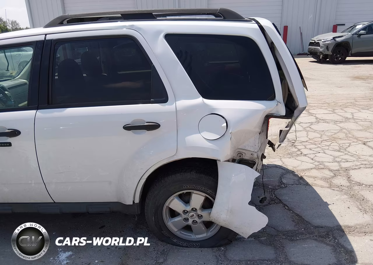 2010 Ford Escape Xlt VIN:1FMCU9DG9AKC79320 - 6