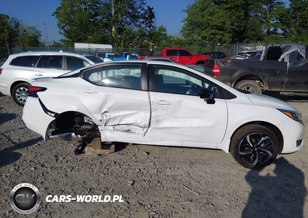 2025 Nissan Versa 1.6 Sr VIN:3N1CN8FV0SL909669 - 14