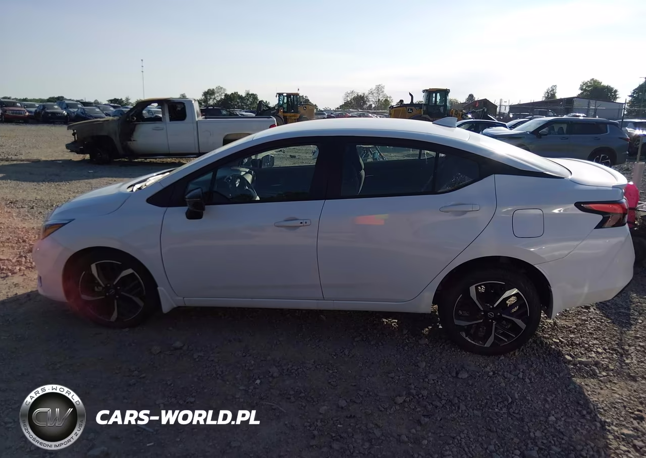 2025 Nissan Versa 1.6 Sr VIN:3N1CN8FV0SL909669 - 15