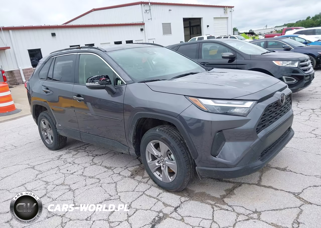 2025 Toyota Rav4 Hybrid Xle – zdjęcie 1 z 17
