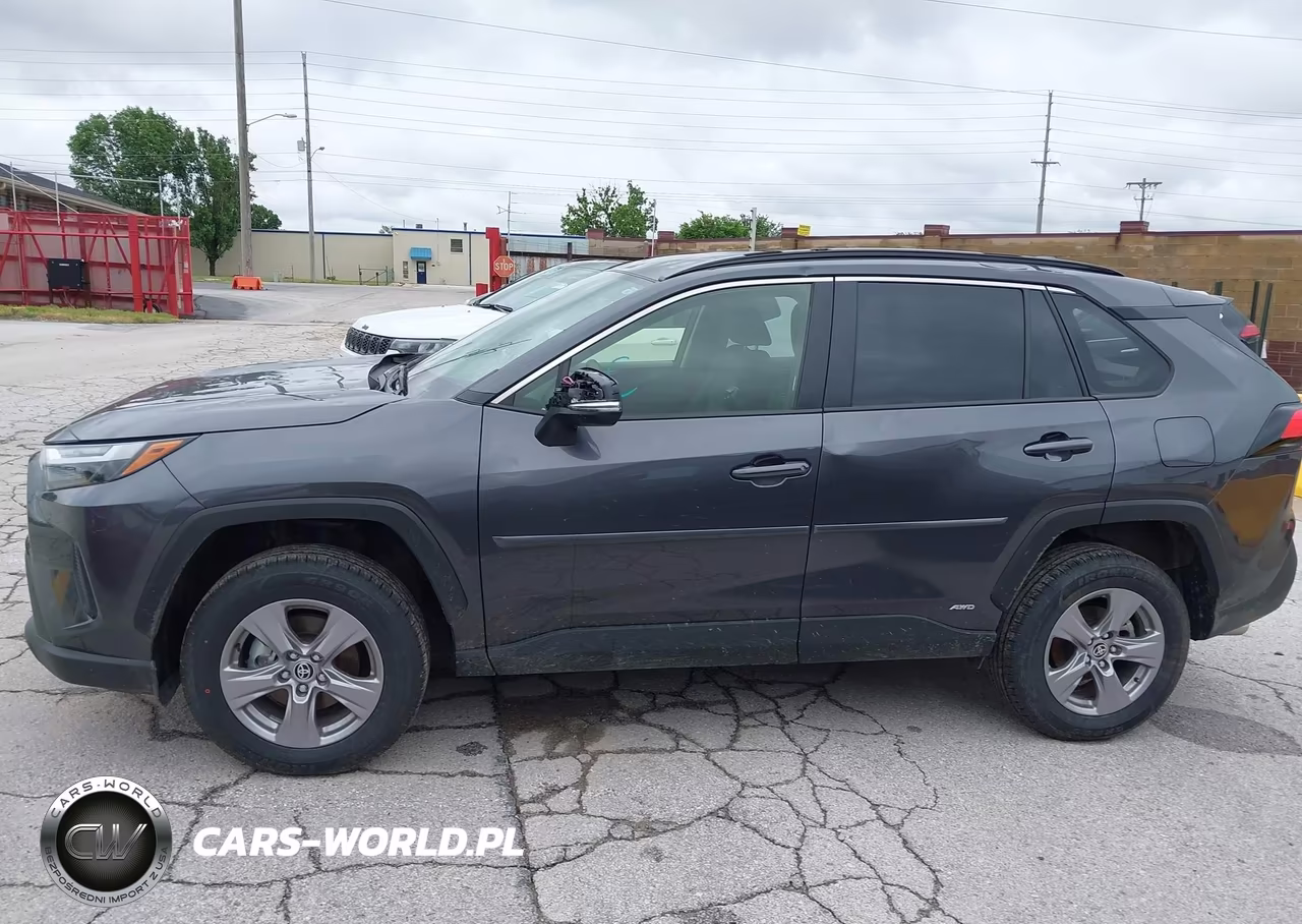 2025 Toyota Rav4 Hybrid Xle VIN:JTMRWRFV5SJ070877 - 14