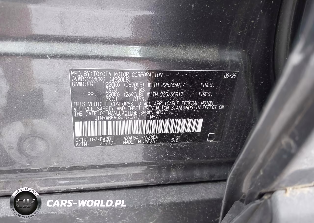 2025 Toyota Rav4 Hybrid Xle VIN:JTMRWRFV5SJ070877 - 9