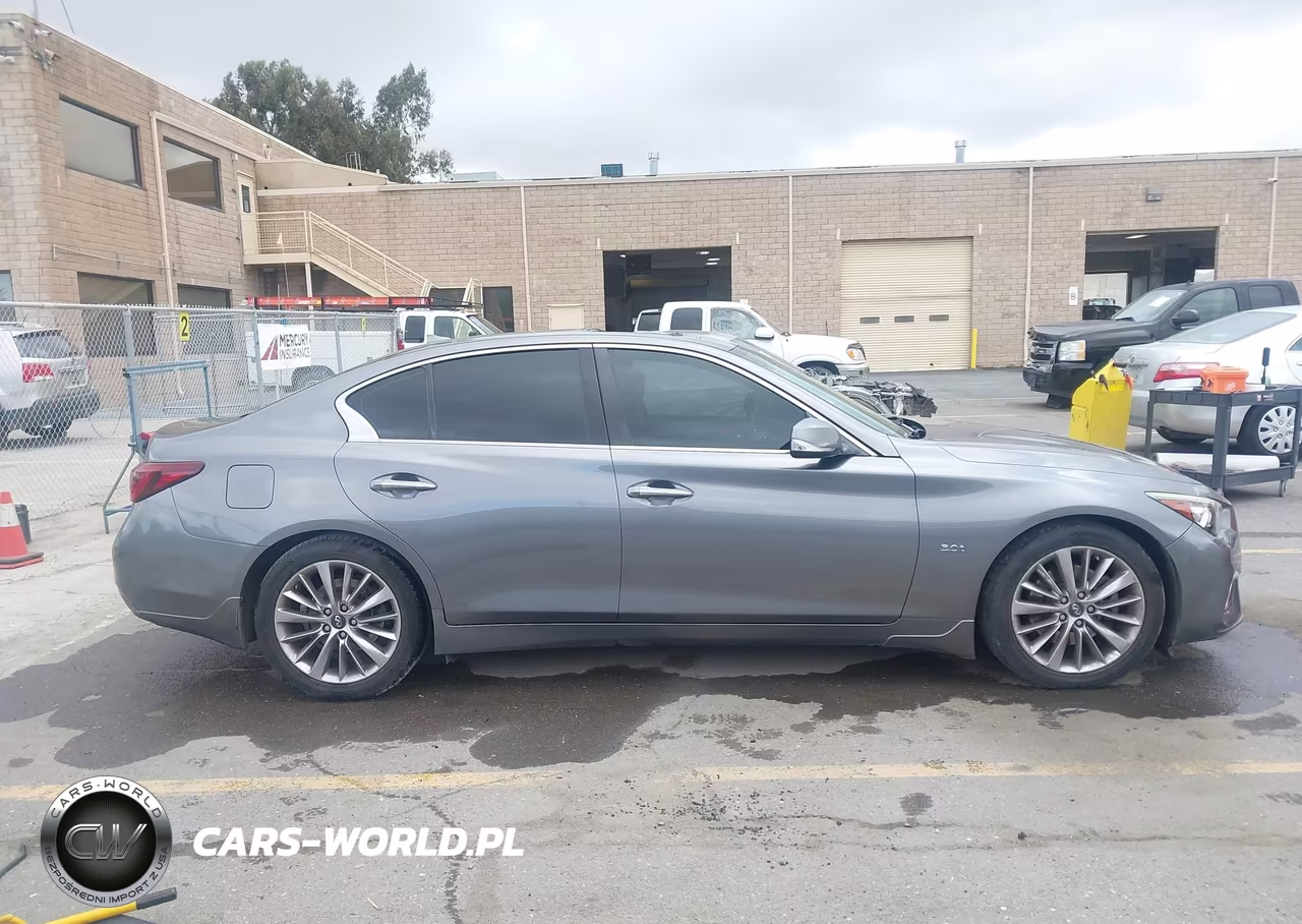 2018 Infiniti Q50 3.0T Luxe VIN:JN1EV7AP8JM592062 - 13