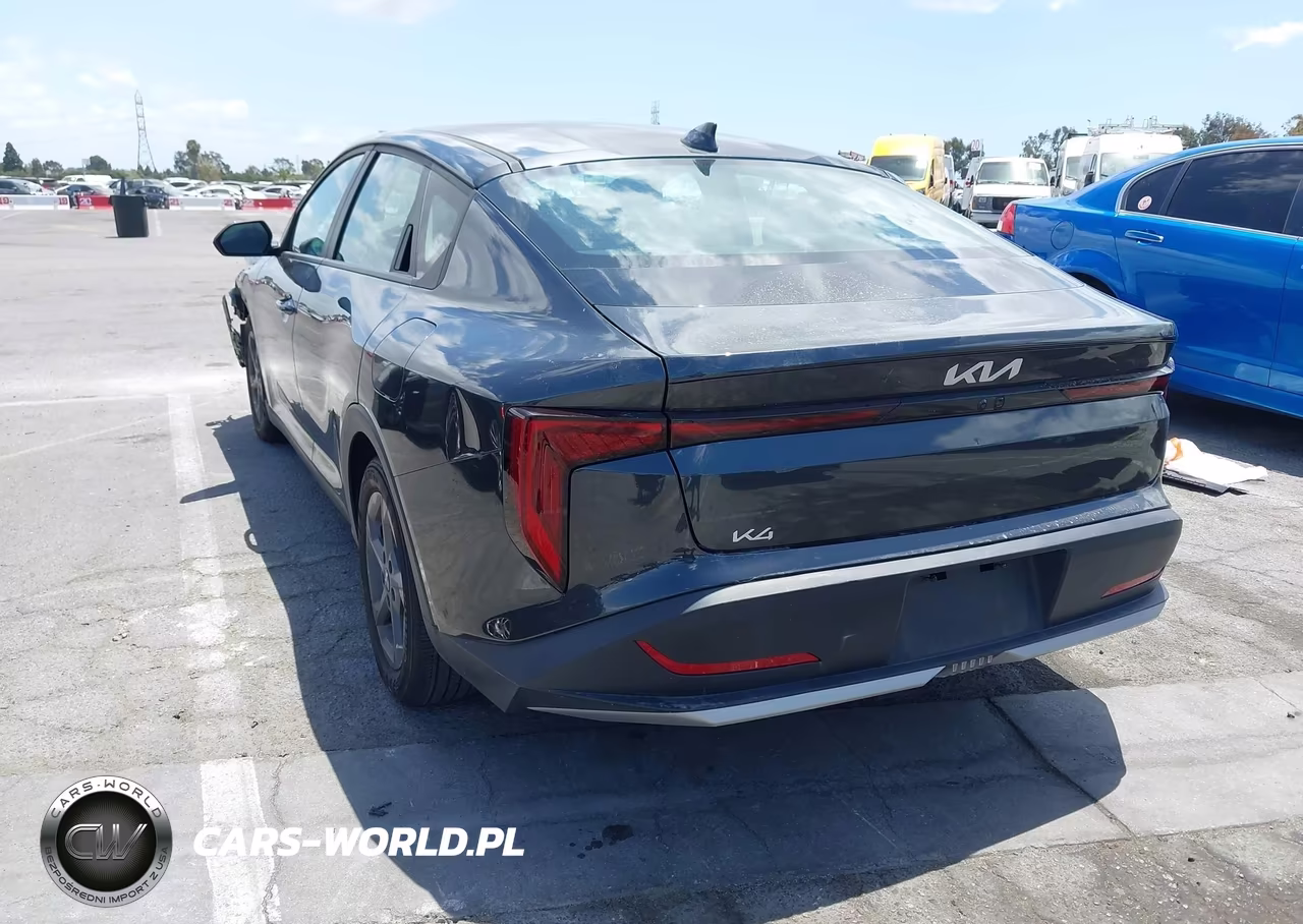 2025 Kia K4 Lxs VIN:3KPFT4DE6SE027941 - 3