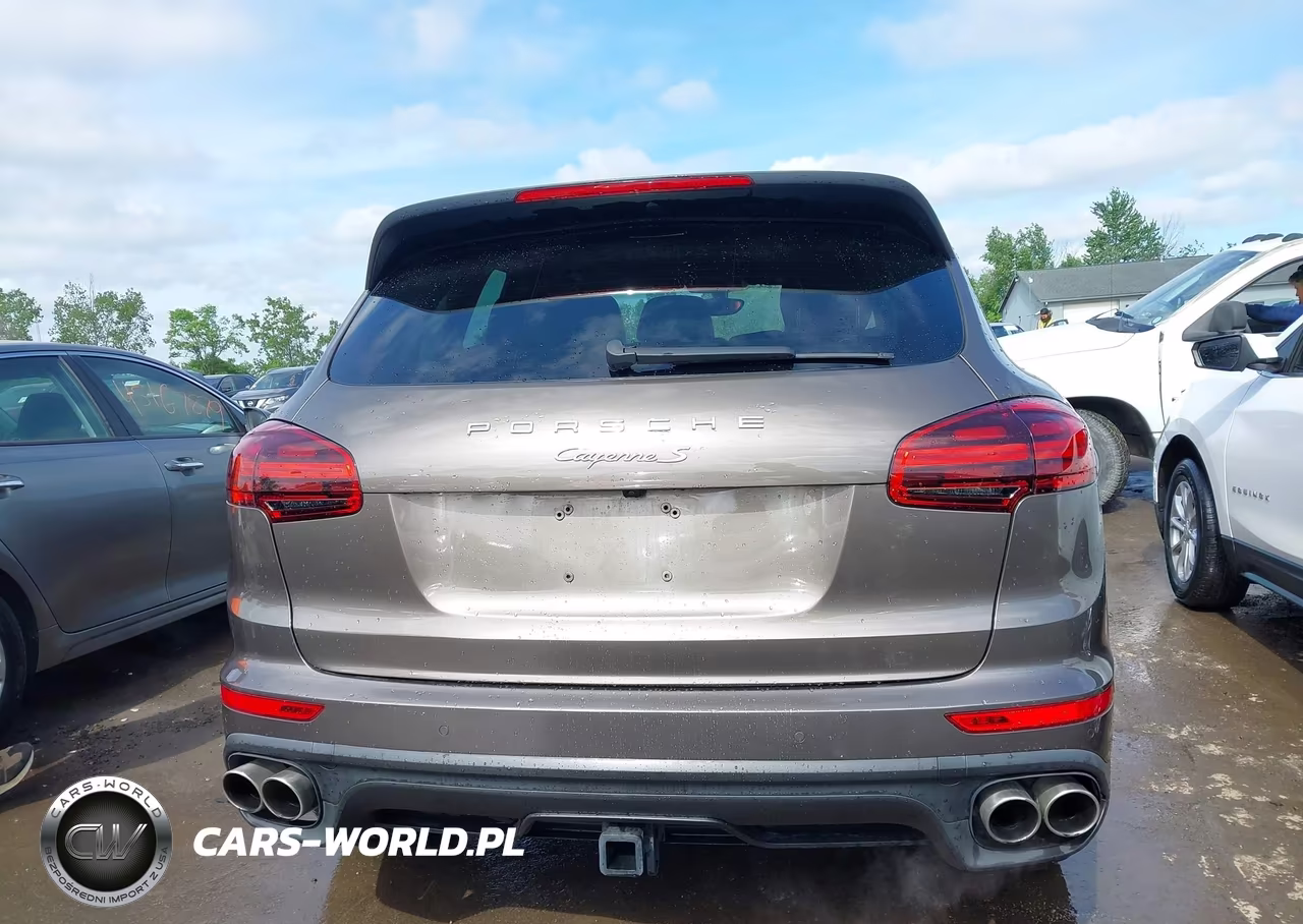 2015 Porsche Cayenne S VIN:WP1AB2A26FLA59943 - 16