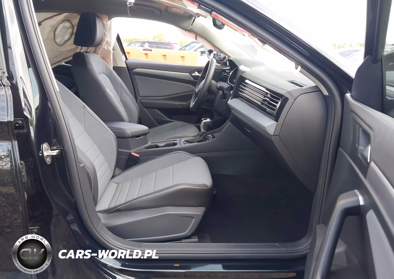2025 Volkswagen Jetta 1.5T Se VIN:3VW7X7BU5SM098572 - 5