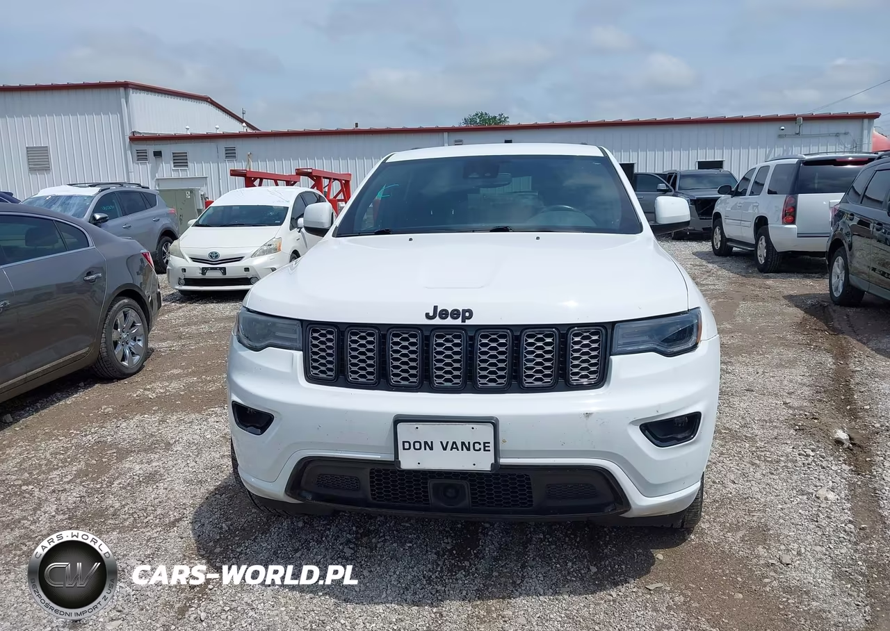 2021 Jeep Grand Cherokee Laredo X 4X4 VIN:1C4RJFAG8MC549548 - 12