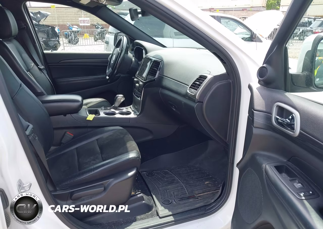 2021 Jeep Grand Cherokee Laredo X 4X4 VIN:1C4RJFAG8MC549548 - 5
