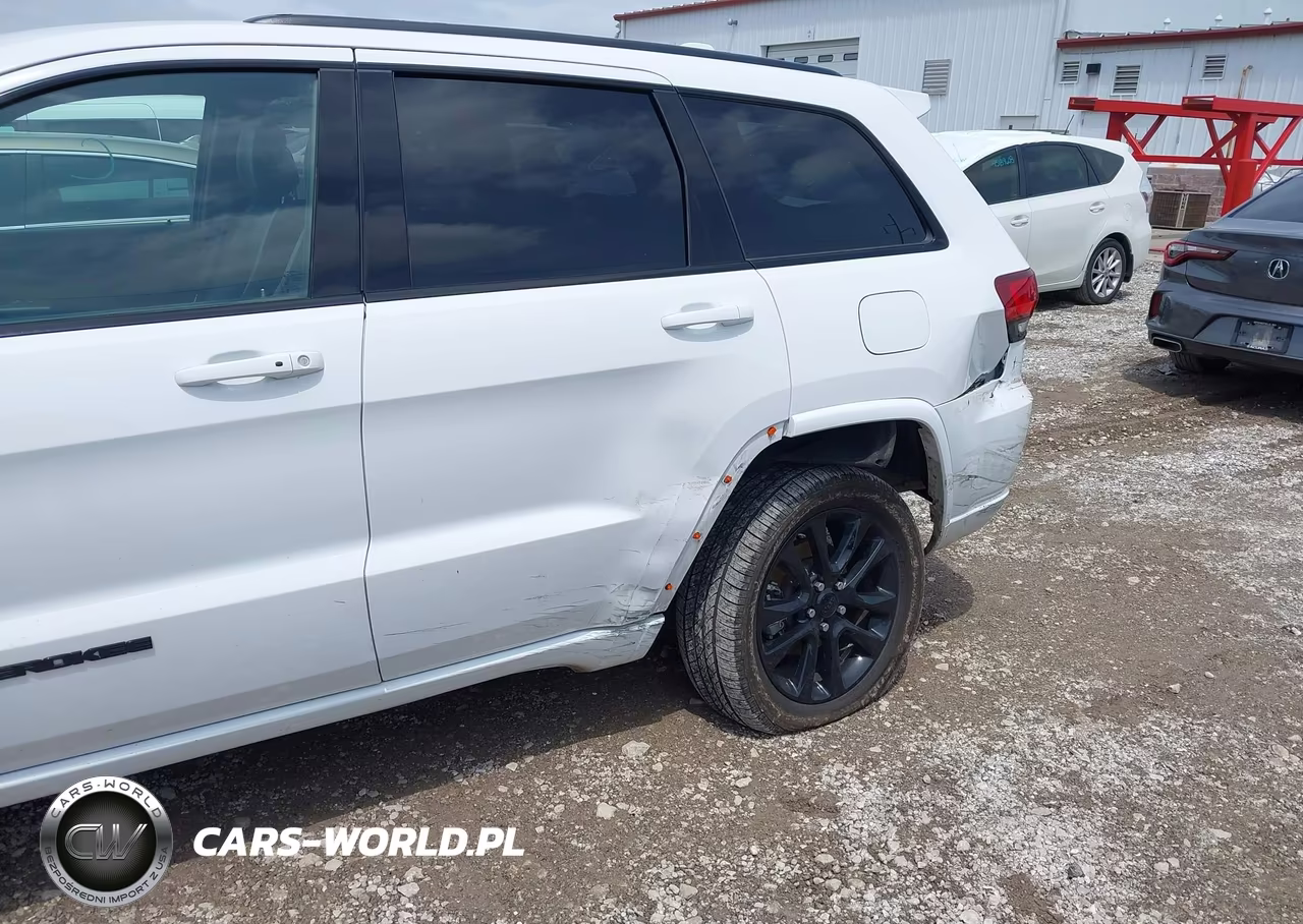 2021 Jeep Grand Cherokee Laredo X 4X4 VIN:1C4RJFAG8MC549548 - 6