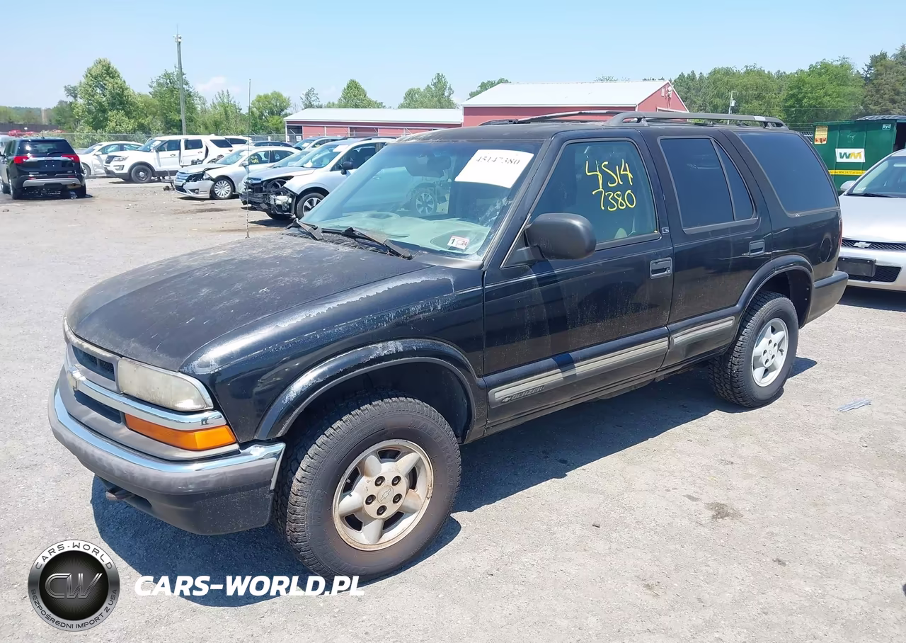 2000 Chevrolet Blazer Ls VIN:1GNDT13W2Y2295883 - 2