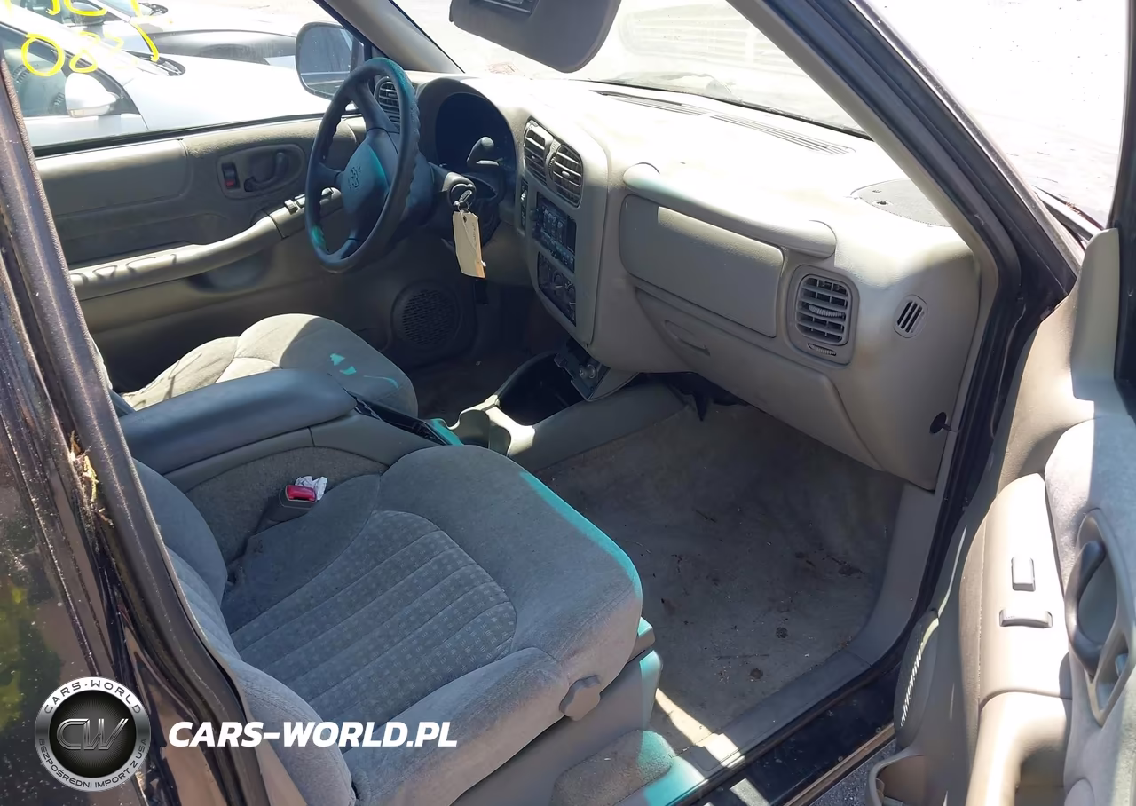2000 Chevrolet Blazer Ls VIN:1GNDT13W2Y2295883 - 5