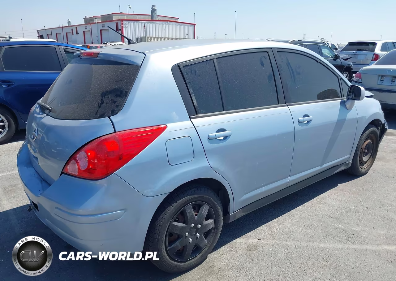 2011 Nissan Versa 1.8S VIN:3N1BC1CP2BL514438 - 4