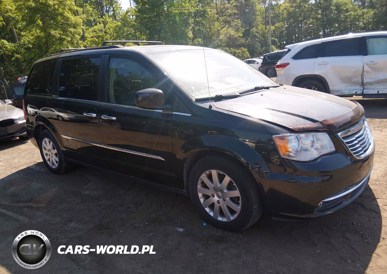 2016 Chrysler Town & Country Touring – zdjęcie 1 z 16