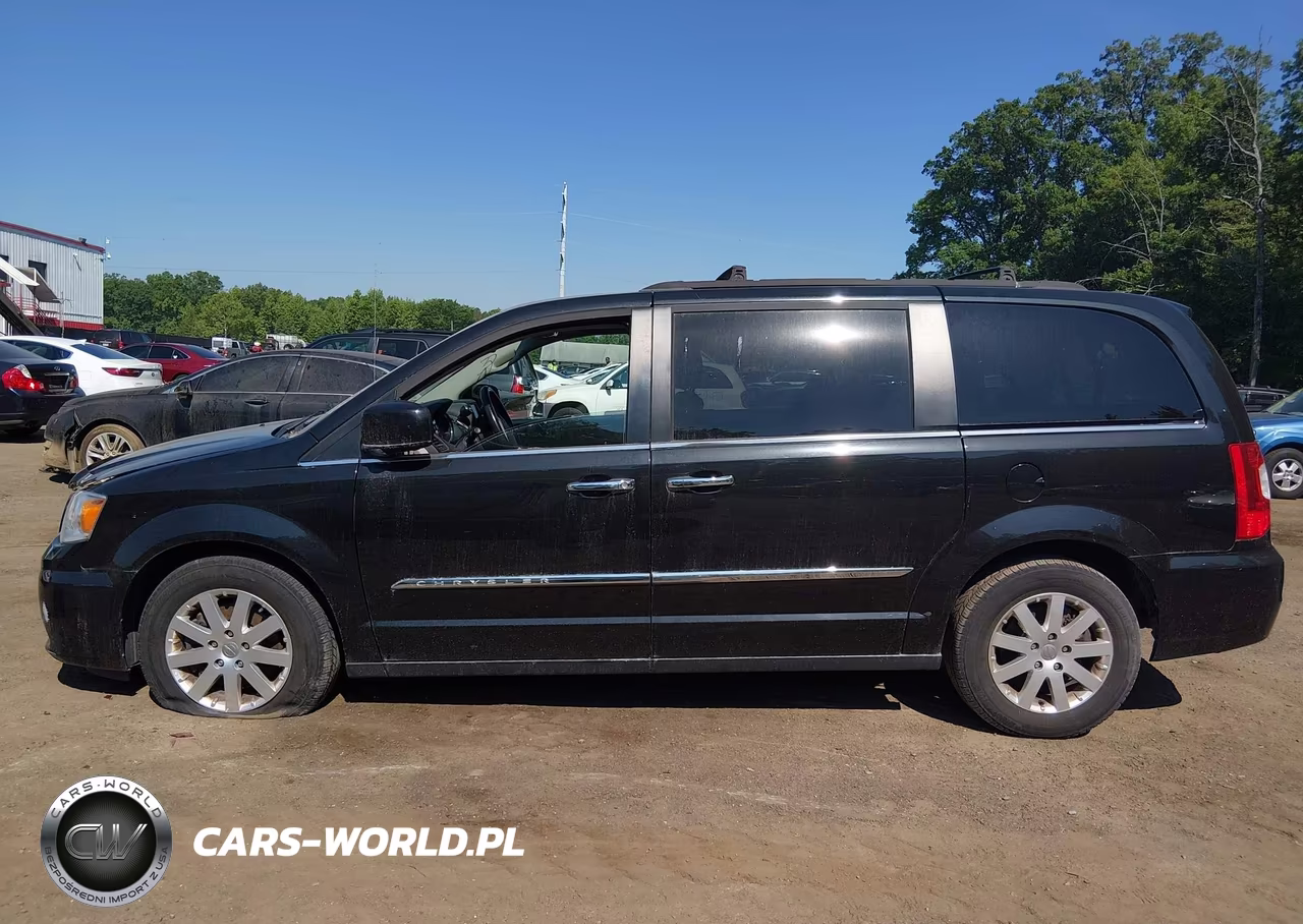 2016 Chrysler Town & Country Touring VIN:2C4RC1BG9GR222163 - 14