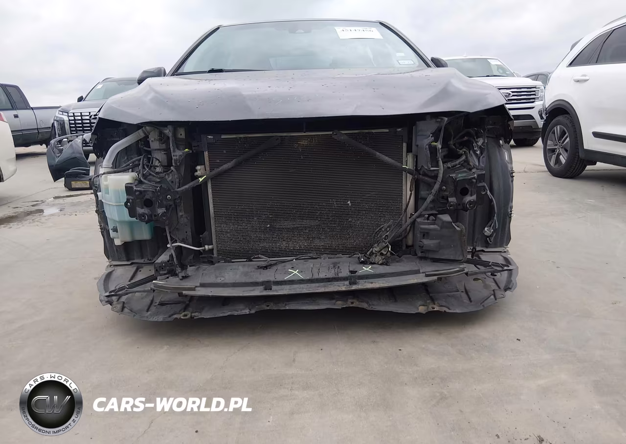 2019 Toyota Camry Le VIN:4T1B11HK6KU233213 - 6