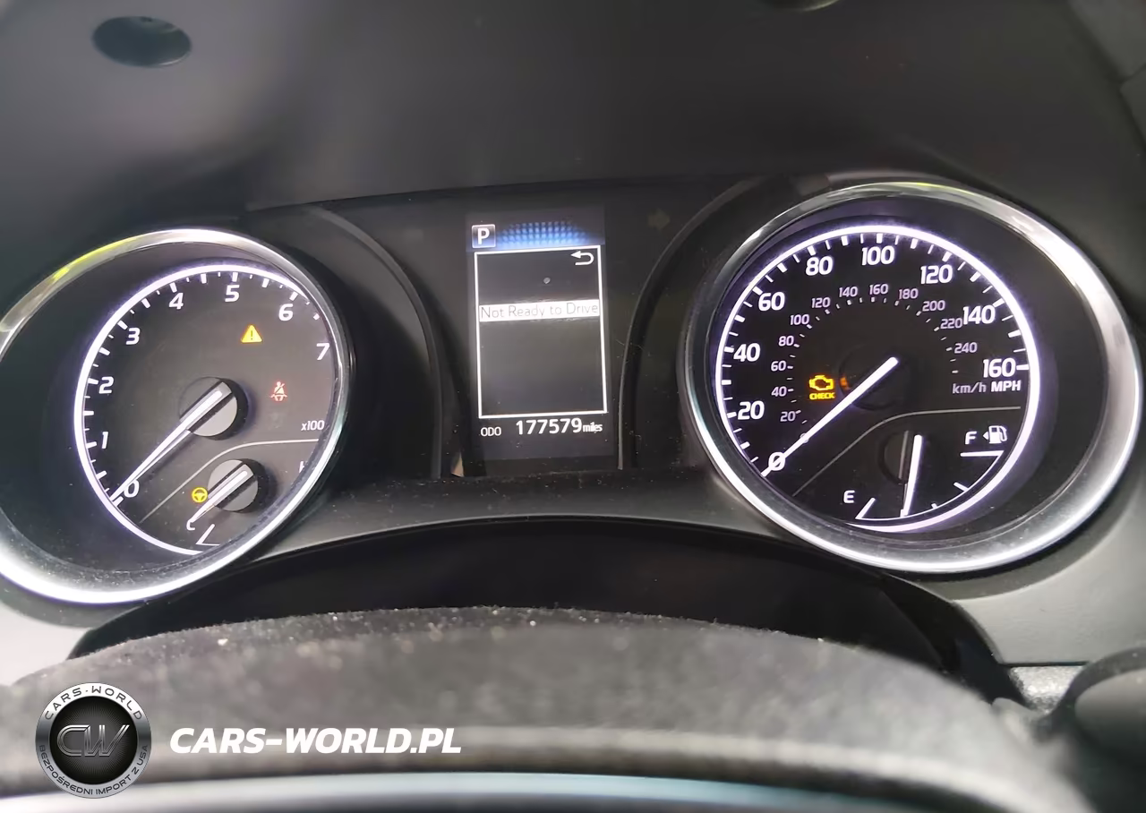 2019 Toyota Camry Le VIN:4T1B11HK6KU233213 - 7