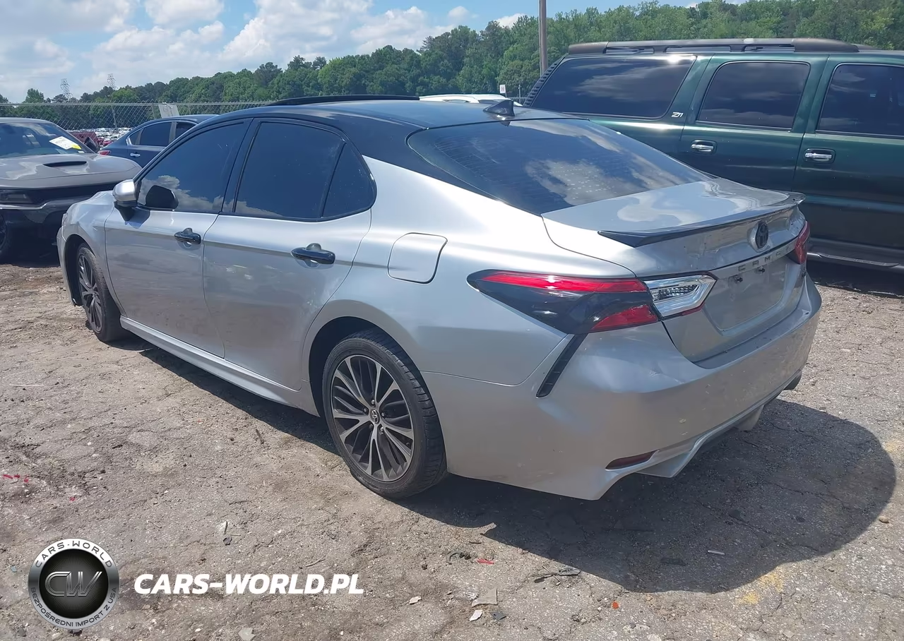 2020 Toyota Camry Se VIN:4T1G11AK7LU936854 - 3
