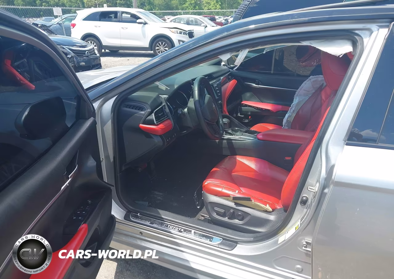 2020 Toyota Camry Se VIN:4T1G11AK7LU936854 - 8