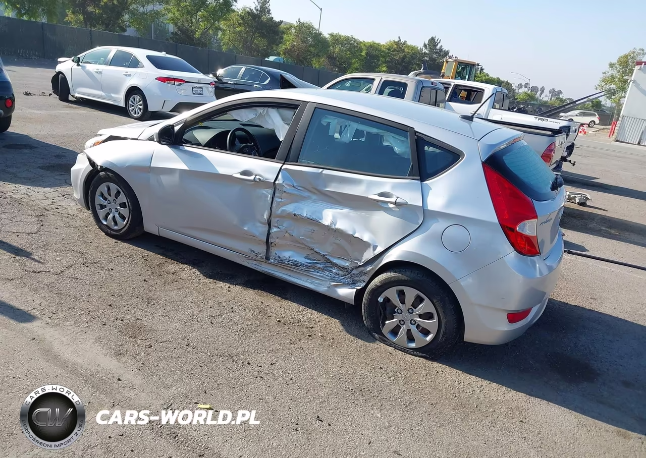 2017 Hyundai Accent Se VIN:KMHCT5AE2HU349365 - 3