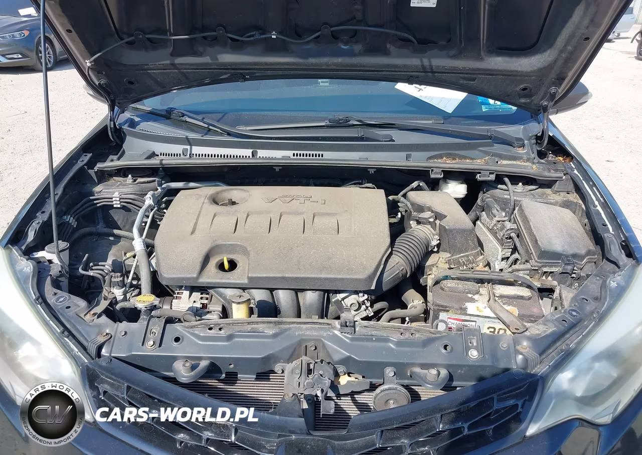 2014 Toyota Corolla S Plus VIN:5YFBURHE6EP131352 - 10