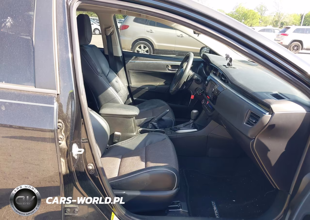 2014 Toyota Corolla S Plus VIN:5YFBURHE6EP131352 - 5
