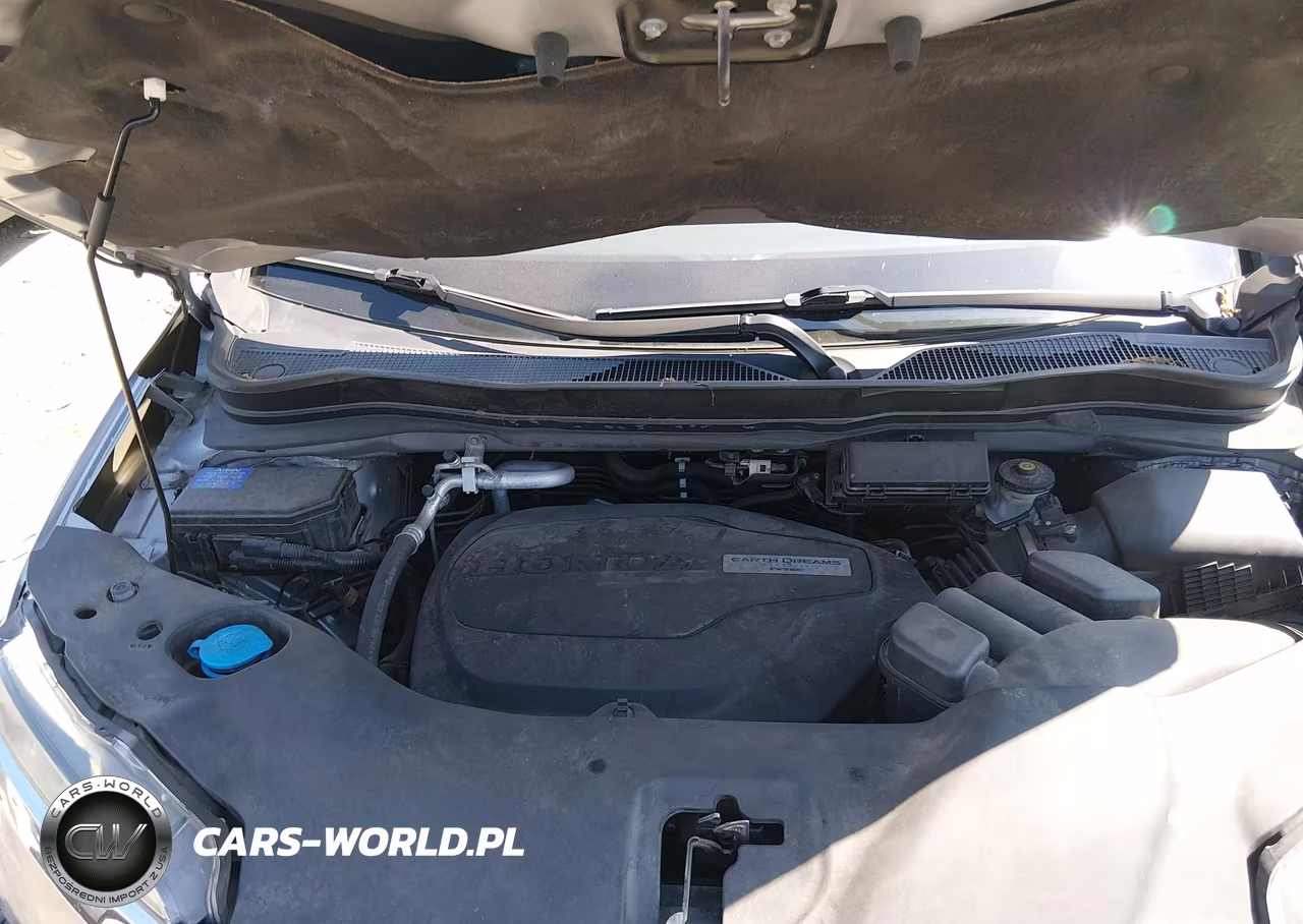 2017 Honda Pilot Touring VIN:5FNYF6H99HB084310 - 10