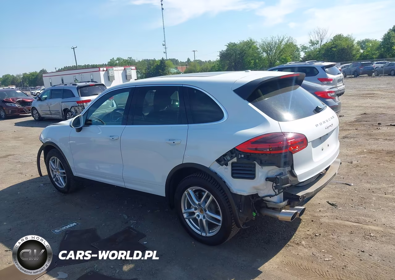 2016 Porsche Cayenne S VIN:WP1AB2A26GLA92765 - 3
